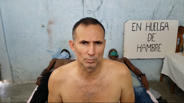 José Daniel Ferrer durante una huelga de hambre en 2020.
