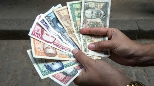 Kubanische Pesos | Bildquelle: https://t1p.de/9eix © AFP | Bilder sind in der Regel urheberrechtlich geschützt