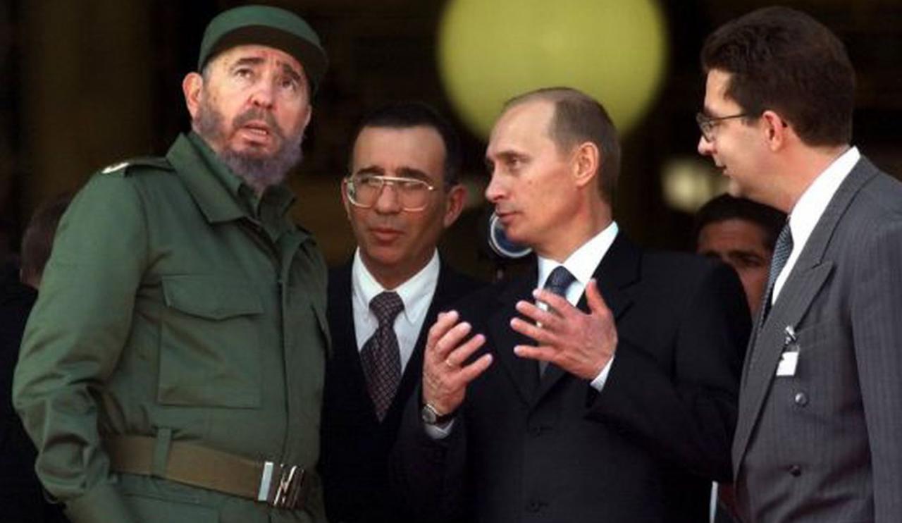 Fidel Castro y Vladimir Putin, La Habana, 2000.