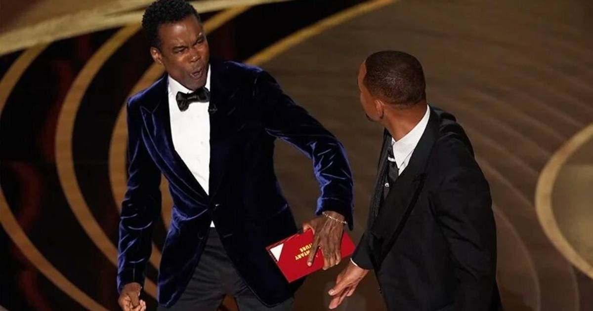 Will Smith golpeó a Chris Rock en el escenario de los Oscar.