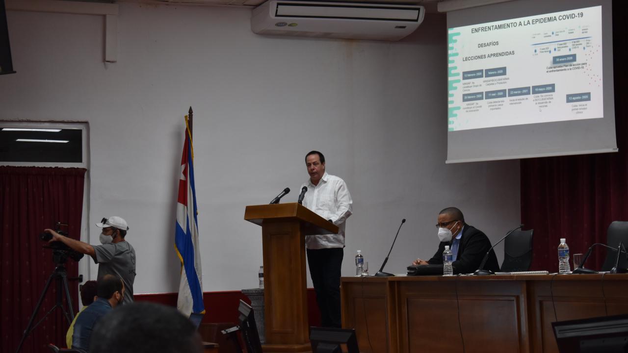 osé Ángel Portal Miranda, Cuba's Minister of Public Health, presents a report on the sector in 2021. 