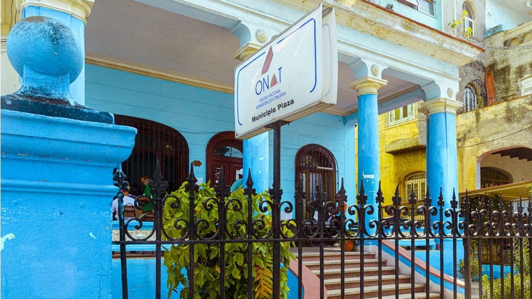 Una oficina de la ONAT en La Habana.