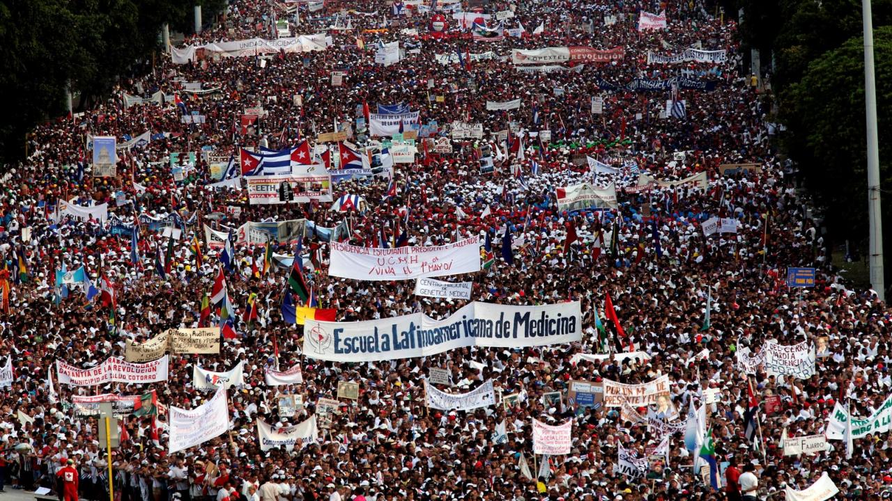 Desfile del Primero de Mayo de 2014 en la Plaza de la Revolución.