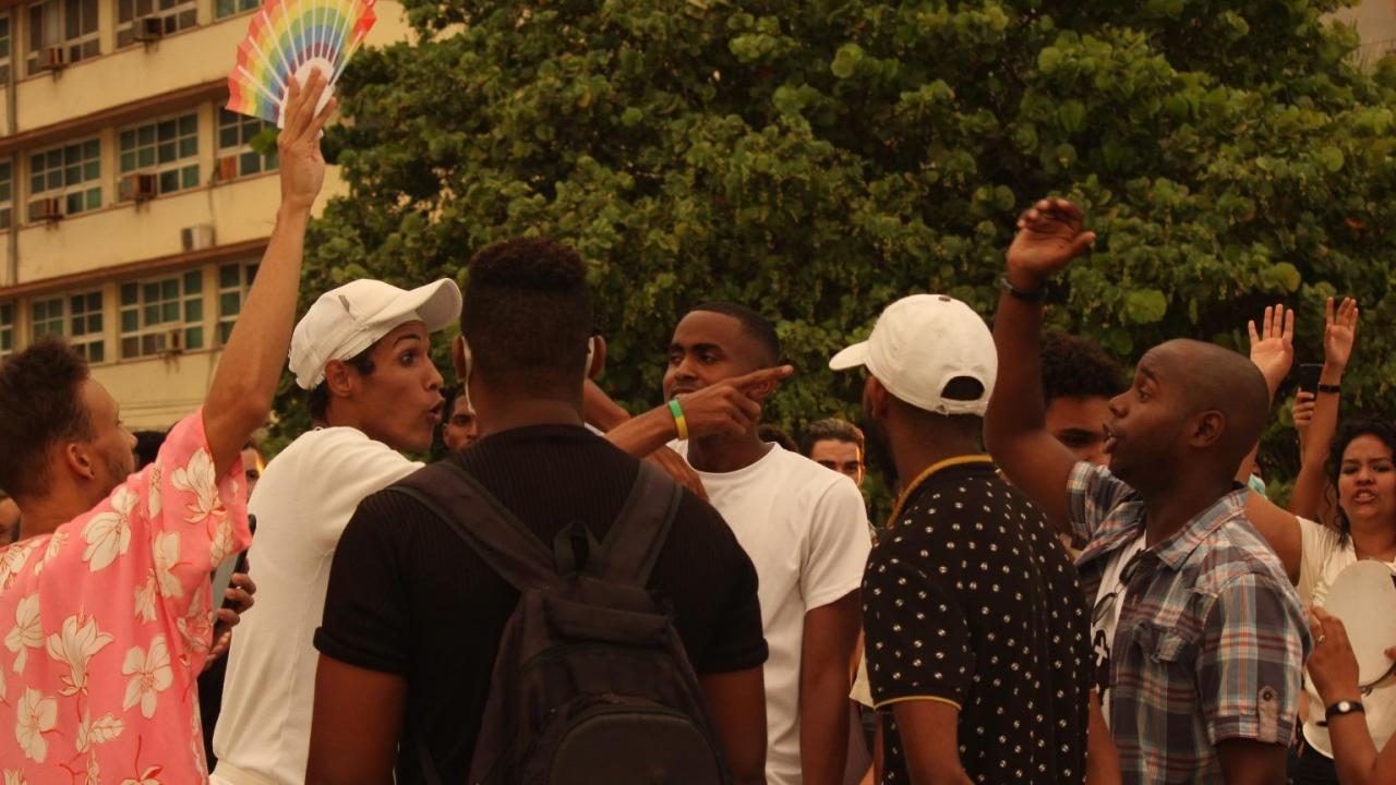 Momento de la discusión entre activistas y religiosos en La Habana.