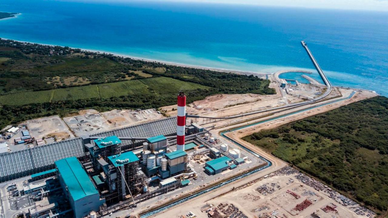 Central Termoeléctrica de Punta Catalina, en República Dominicana.