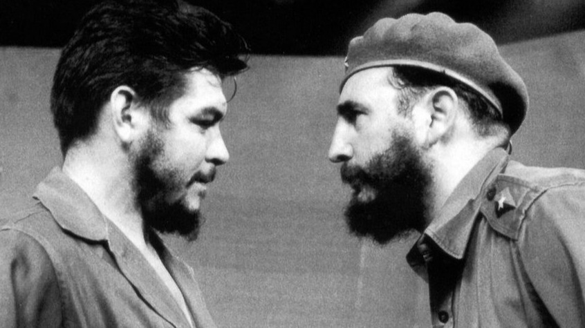 Ernesto Guevara y Fidel Castro.