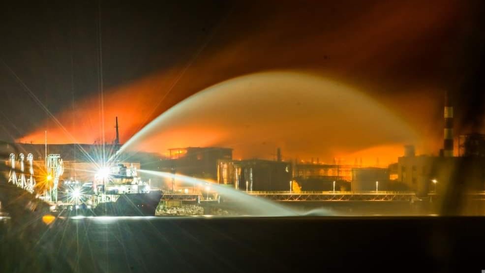 Operación de extinción de incendio en Matanzas.