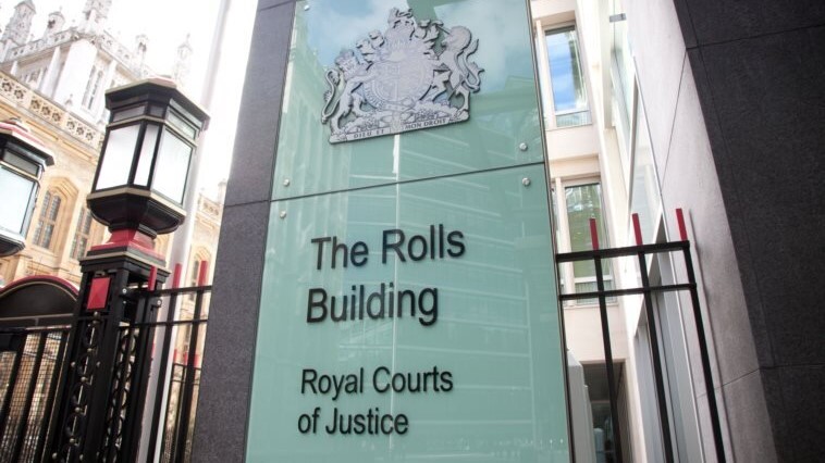 Sede del Tribunal de Comercio de los Tribunales Reales de Justicia de Londres.