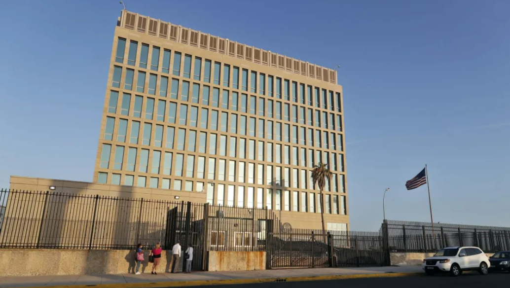 Edificio de la Embajada de EEUU en La Habana.