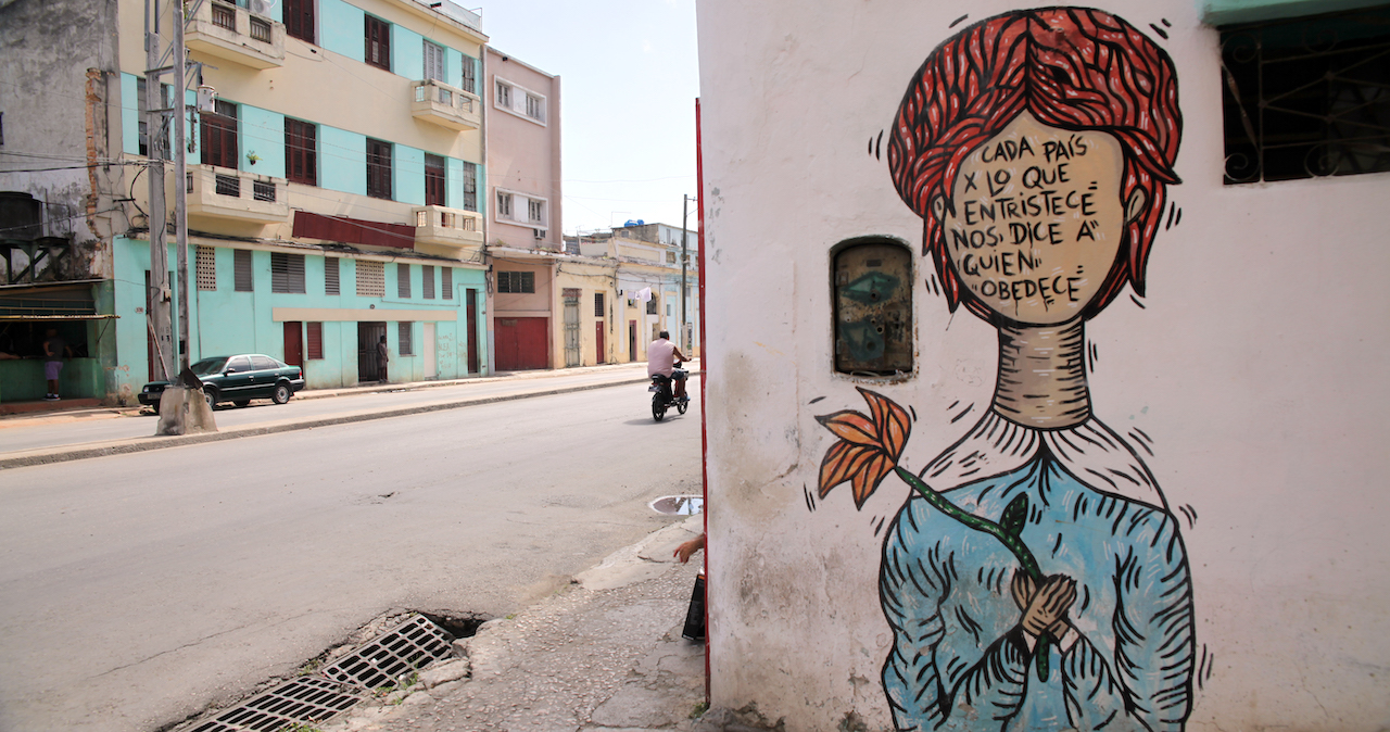Graffiti en una calle de La Habana.