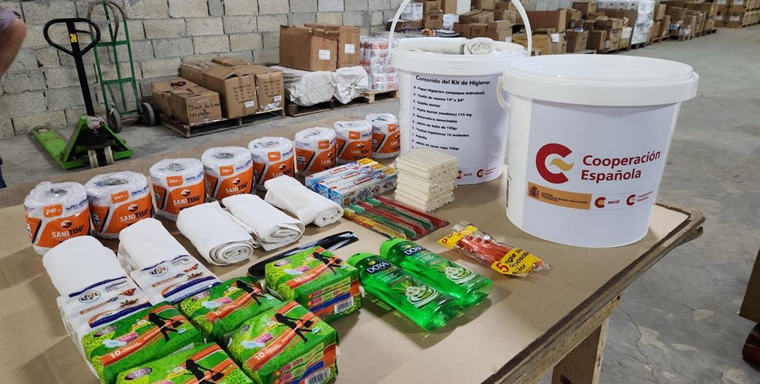 Donación de España para los damnificados del huracán Ian.