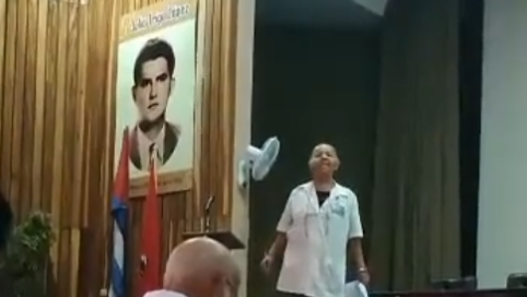 Militante del PCC que pide a los cubanos seguir el ejemplo de los nazis.