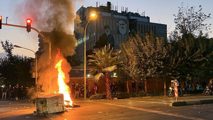Barricada en una calle de Irán durante las manifestaciones.