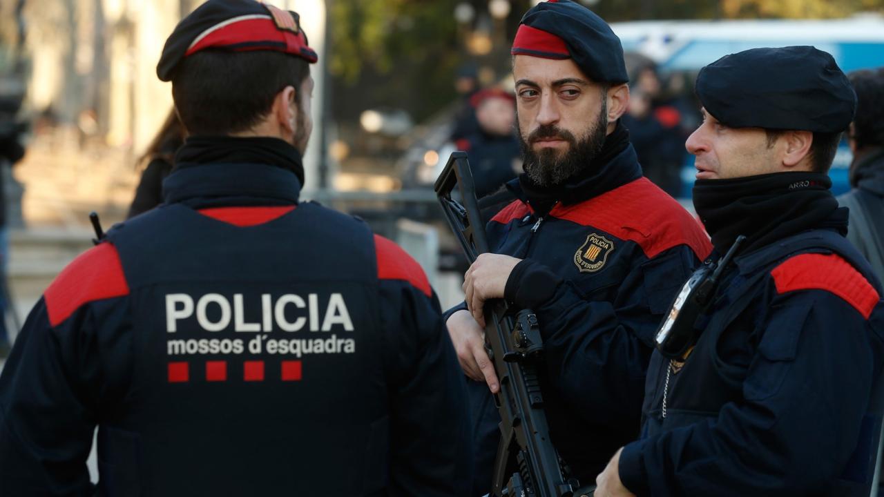 Mossos d'Esquadra, policía de la Comunidad Autónoma de Cataluña.