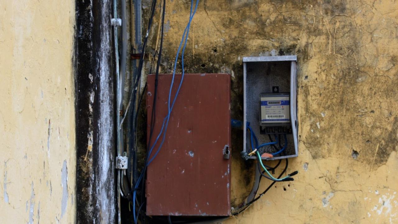 Un contador de electricidad de una vivienda en La Habana.
