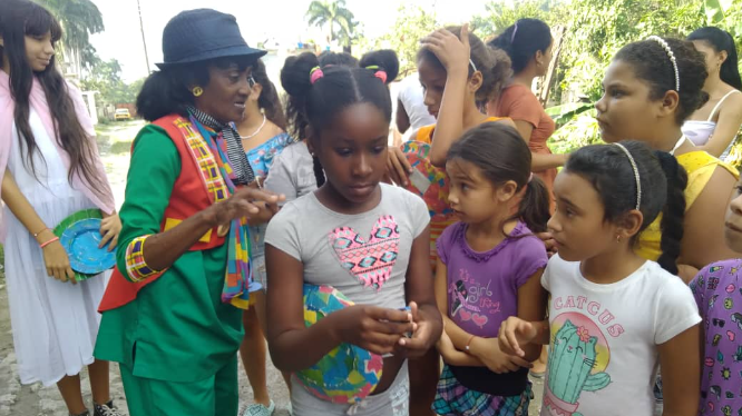 Niños cubanos en una actividad del programa Animando Sonrisas, del CIR.