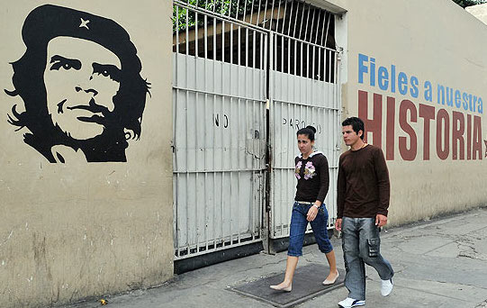 Imagen de Ernesto 'Che' Guevara en un muro de La Habana.