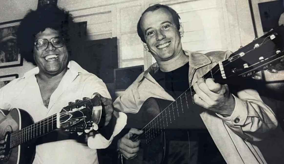 Pablo Milanés y Silvio Rodríguez.