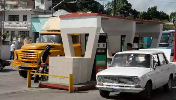 Servicentro de combustible en Villa Clara.