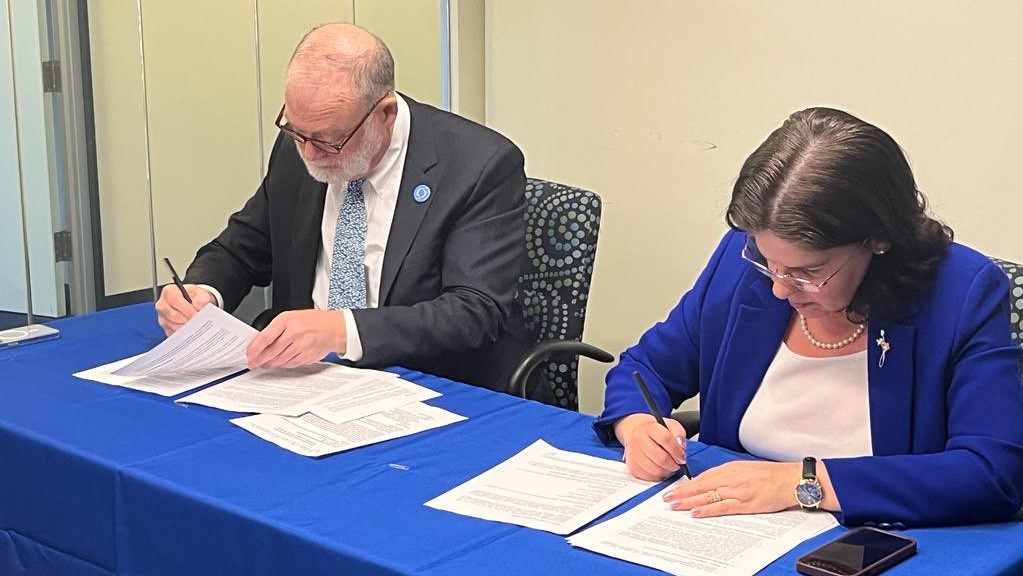 Firma del Memorándum de Entendimiento para conservar los ecosistemas marinos de Cuba y EEUU.