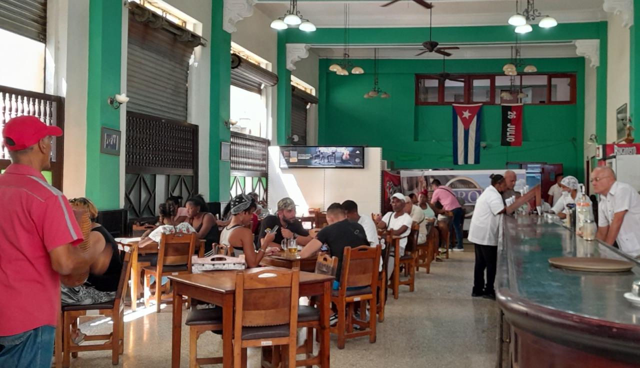 A restaurant in Old Havana.