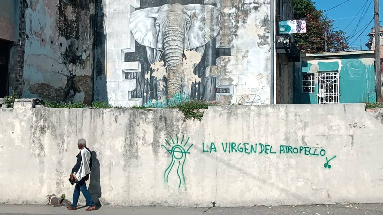 Una pintada en una calle de La Habana.