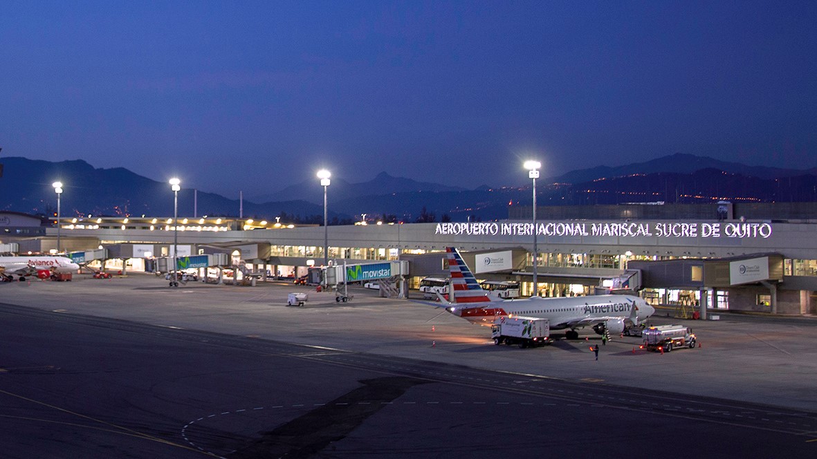Vista del aeropuerto internacional de Quito, Ecuador. 