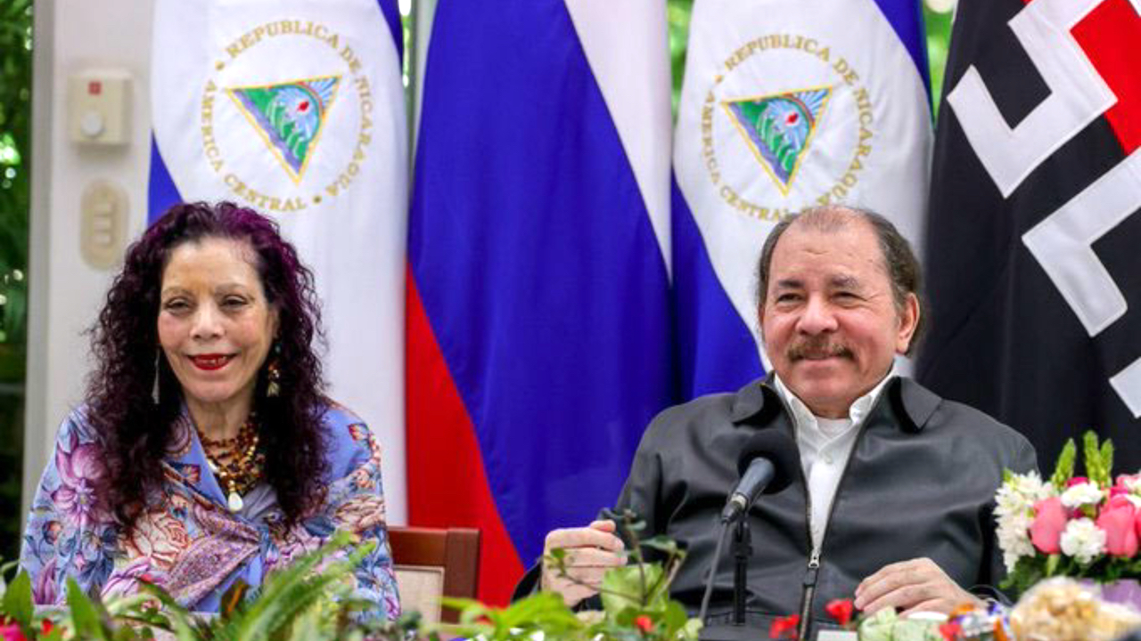 El presidente de Nicaragua, Daniel Ortega, y su esposa y vicepresidenta, Rosario Murillo.