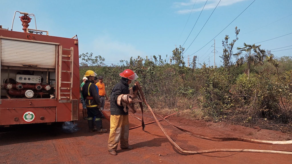 Incendio en zona cercana a la Central Diésel Eléctrica del municipio holguinero de Moa.