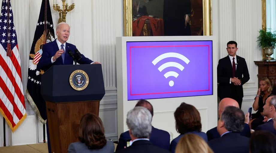 El presidente de EEUU, Joe Biden, durante el anuncio del programa nacional de subvenciones para el despliegue de internet.