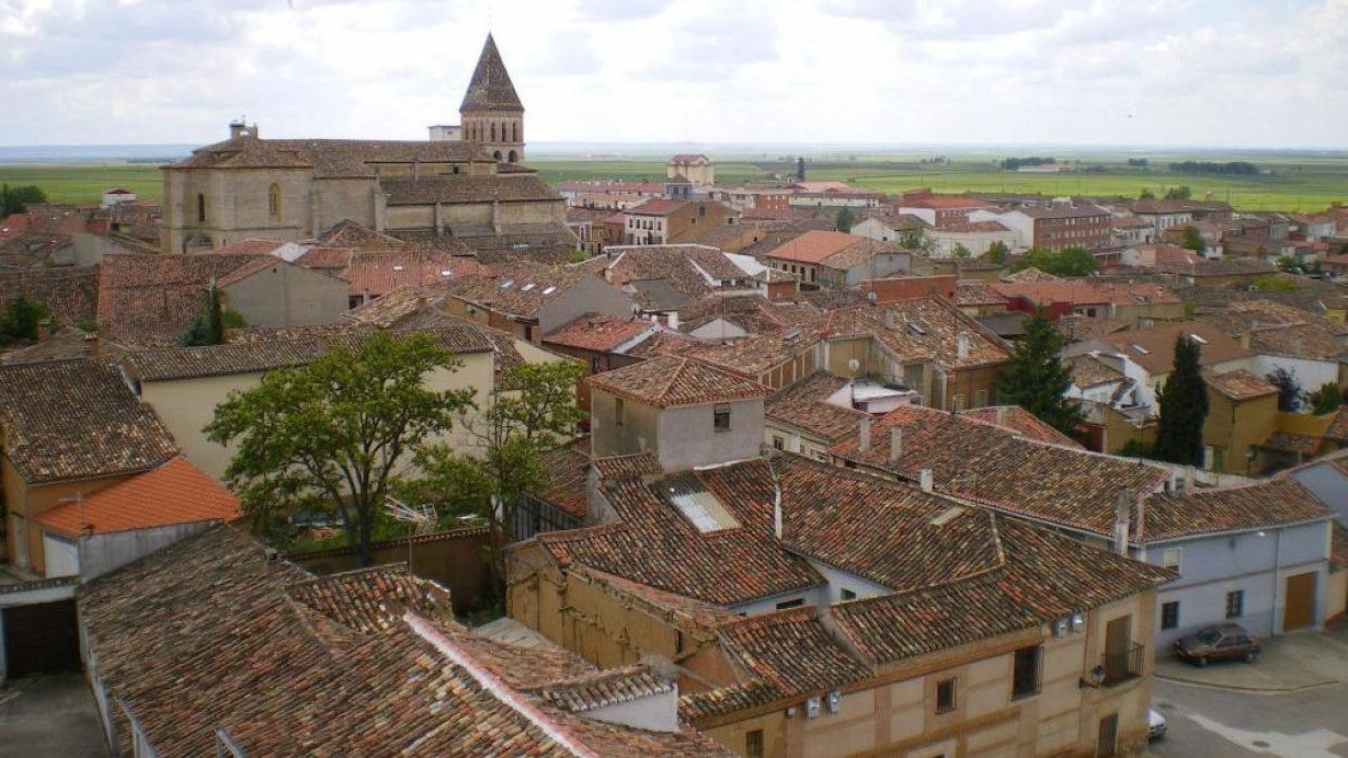 Paredes de Nava, poblado de destino de los cubanos en Castilla y León.