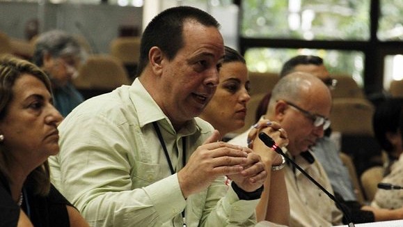 José Angel Portal Miranda en debates de la Asamblea Nacional del Poder Popular.