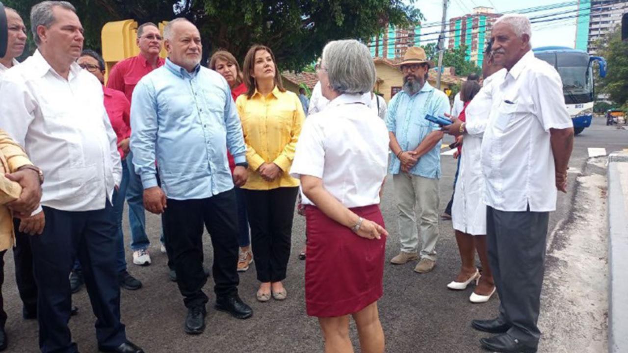 Diosdado Cabello de visita en Santiago de Cuba.