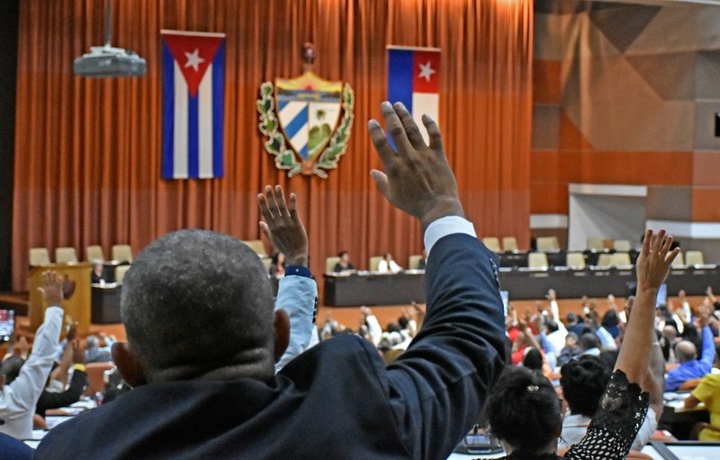 Voting in the National Assembly of Popular Power.