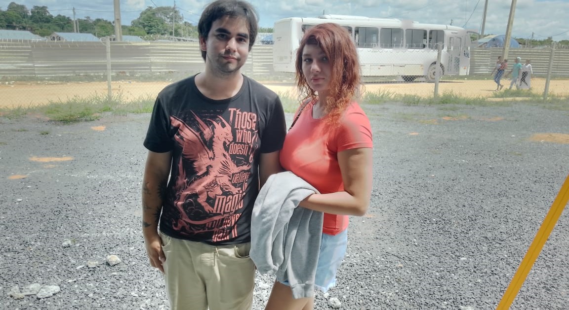 Carlos Jiménez Vasco y su esposa Daria en un campamento de refugiados.