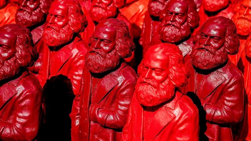 Estatuas de Karl Marx.