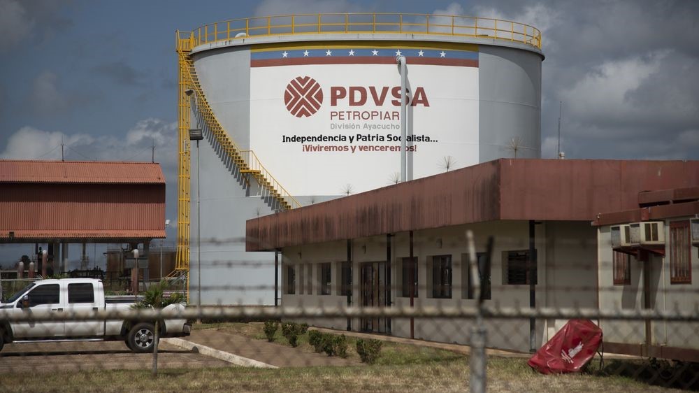 Instalación de PDVSA en Venezuela. 