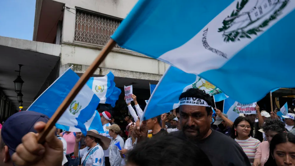 Manifestación en Guatemala en apoyo al presidente electo Bernardo Arévalo.