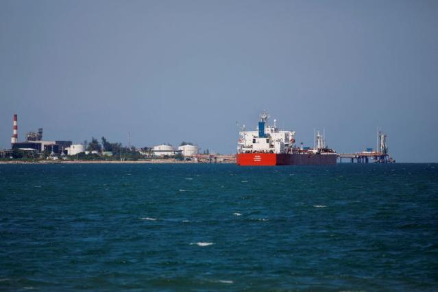 Nearly 400,000 barrels of oil come from Mexico to Matanzas