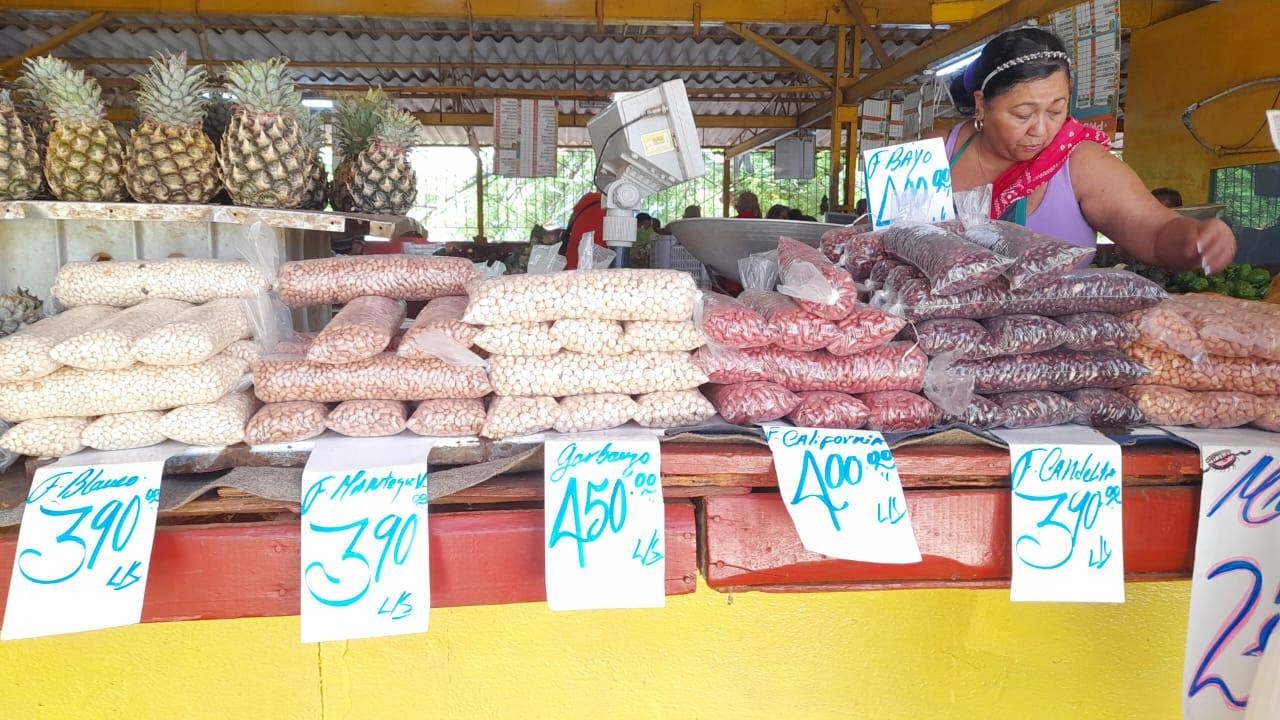 Mercado habanero de 19 y B, en El Vedado.