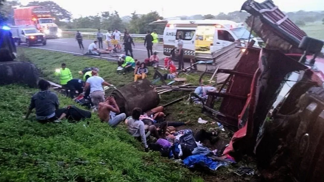 Accidente de tránsito de migrantes en Chiapas. 