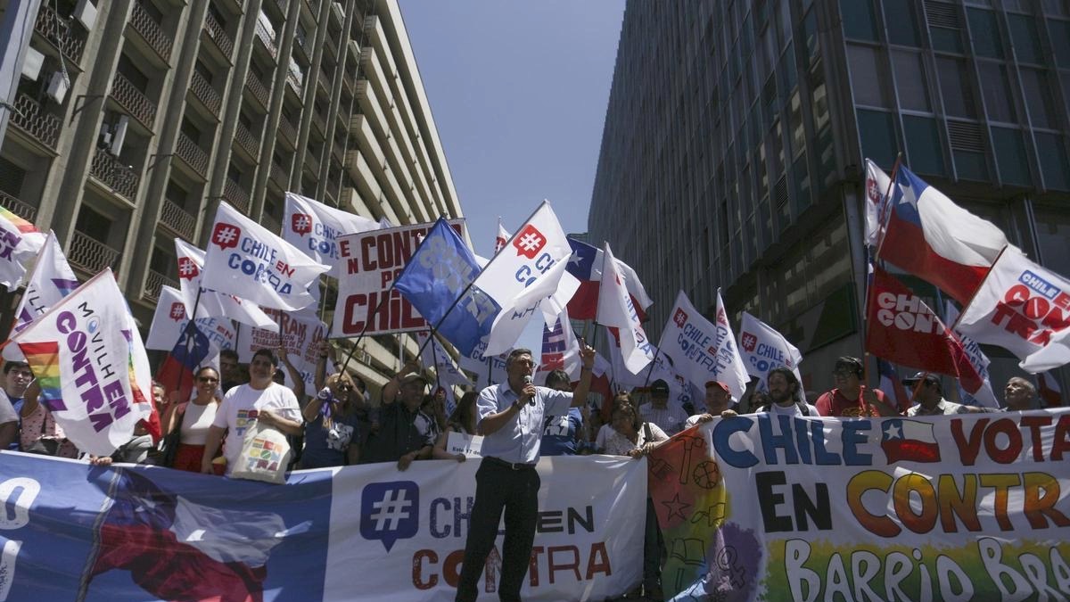 Manifestación de partidarios del no en el último referendo constitucional de Chile.