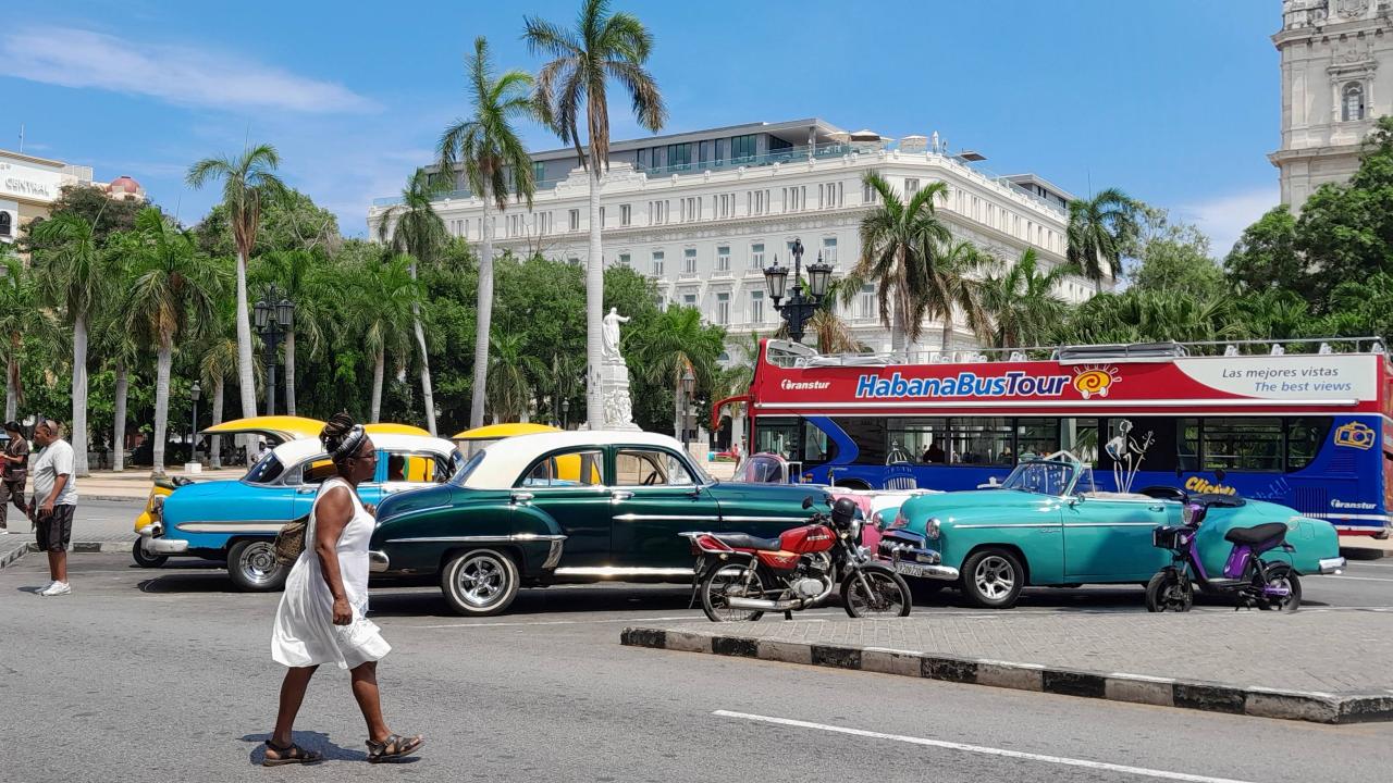 Una calle en la zona turística de La Habana.