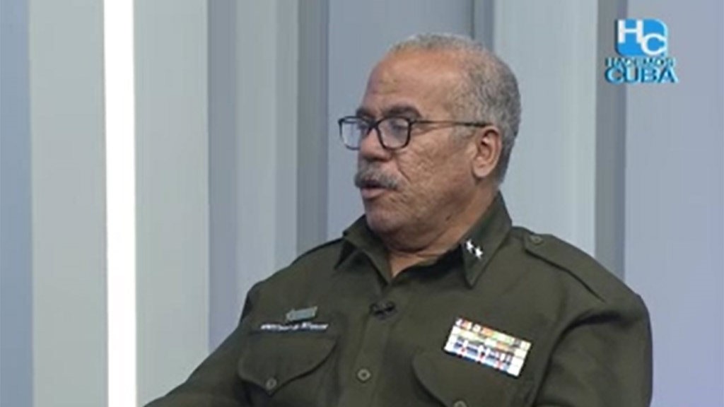 Jefe de Instrucción de la Seguridad del Estado, teniente coronel Francisco Estrada.