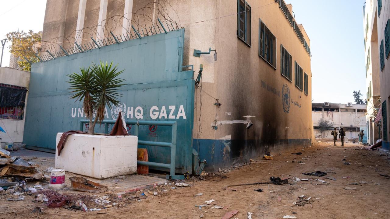Edificio de la Agencia de la ONU para los Refugiados Palestinos (UNRWA) en Gaza donde fue descubierto el túnel de Hamás.