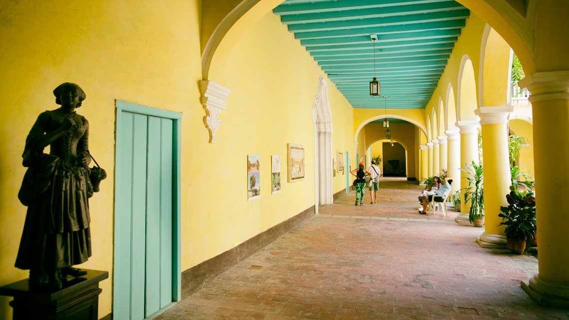 Interior de la Casa de la Obrapía, La Habana Vieja.