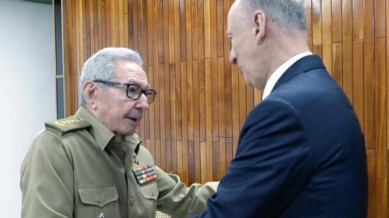 Raúl Castro y Nikólai Pátrushev.