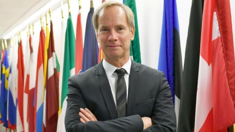 El diplomático sueco Olof Skoog.
