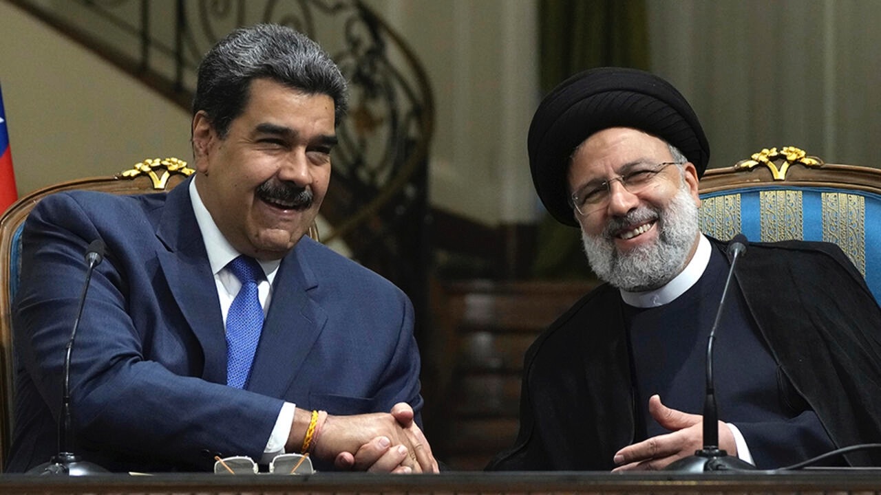 Nicolás Maduro y el presidente iraní, Ebrahim Raisi, 2022.