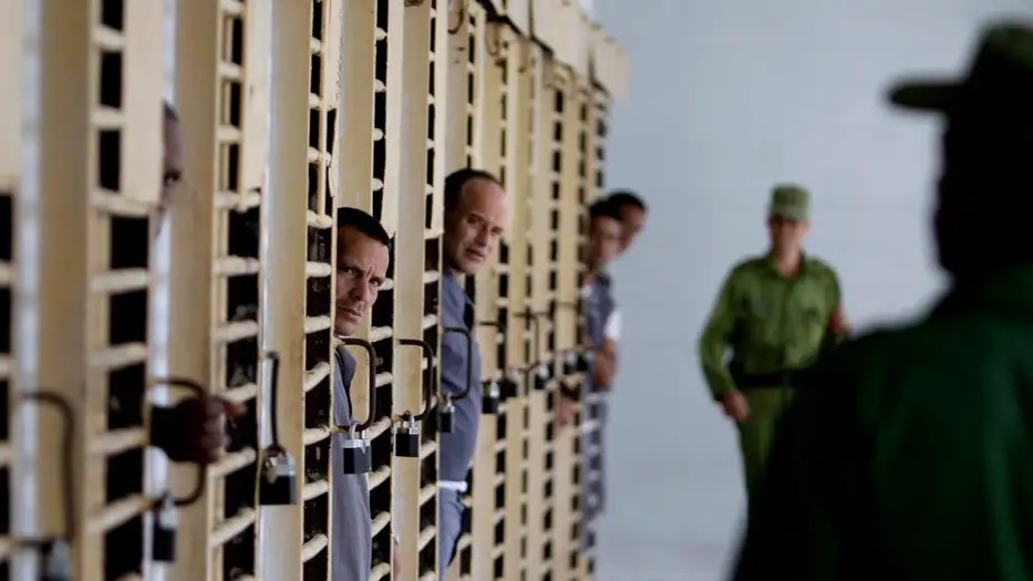 Vista interior de una cárcel en Cuba.